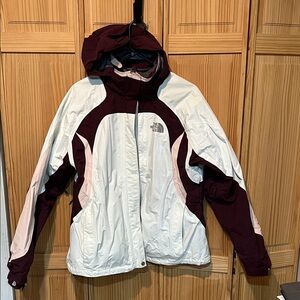 The North Face Women's Ski Jacket - Burgundy, Pink and White